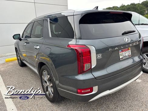 Used 2022 Hyundai Palisade Limited FWD image 4