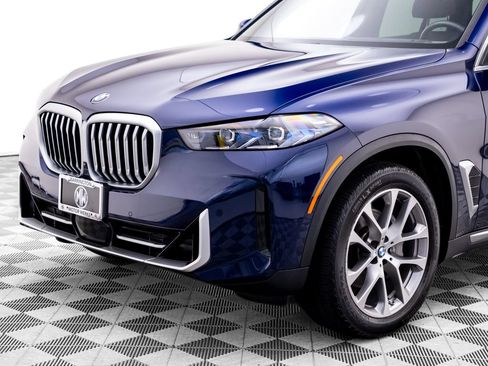 Used 2024 BMW X5 xDrive40i w/ Premium Package AWD/4WD image 37