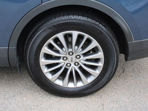 Used 2018 Lincoln MKX Select w/ Select Plus Package FWD image 37