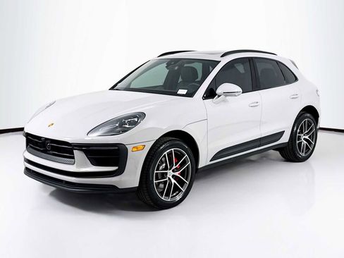 New 2026 Porsche Macan S image 1