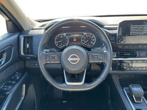 Used 2023 Nissan Pathfinder SL w/ SL Premium Package image 13