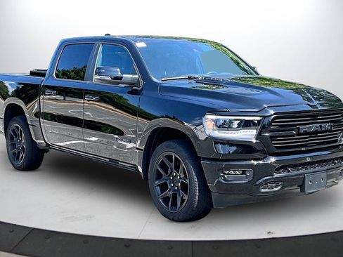 Used 2024 RAM 1500 Laramie AWD/4WD image 2
