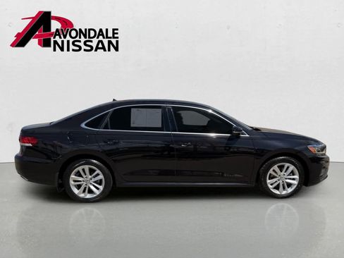 Used 2020 Volkswagen Passat 2.0T SE FWD image 7