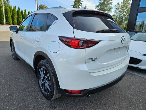 Used 2018 MAZDA CX-5 Touring w/ Preferred Equipment Package AWD/4WD image 3
