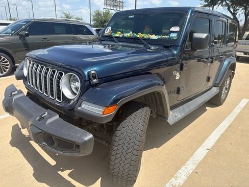 Used 2025 Jeep Wrangler Unlimited Sahara w/ Safety Group AWD/4WD image 1