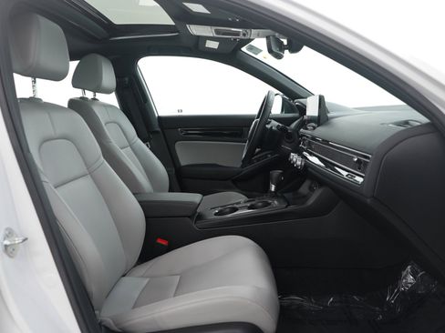 Used 2025 Honda Civic Sport Touring image 11