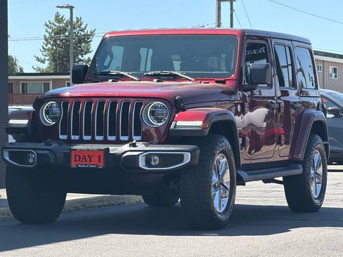 Used 2021 Jeep Wrangler Unlimited Sahara AWD/4WD image 10