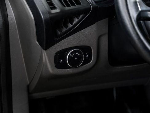 Used 2020 Ford Transit Connect XL FWD image 23