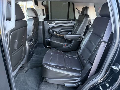 Used 2015 GMC Yukon Denali w/ Touring Package AWD/4WD image 16