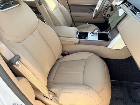 Used 2026 Land Rover Range Rover SE AWD/4WD image 19