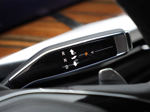 Certified 2025 Cadillac Escalade ESV Sport Platinum w/ LPO, ONYX Package image 14