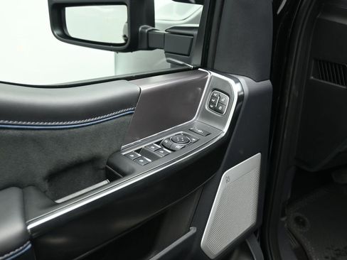New 2026 Ford F250 Platinum AWD/4WD image 9