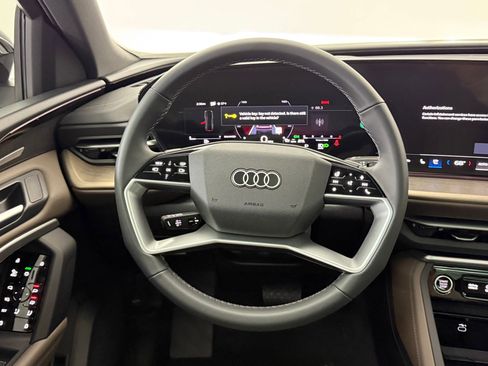 New 2025 Audi Q5 Premium Plus image 18