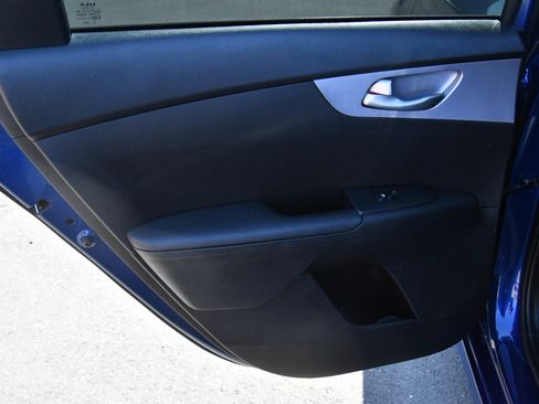 Used 2024 Kia Forte LXS w/ LXS Technology Package FWD image 29