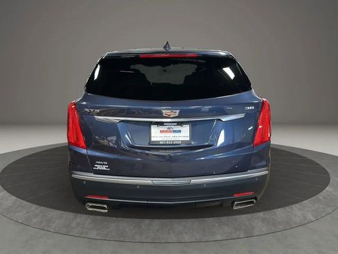 Used 2018 Cadillac XT5 AWD image 4