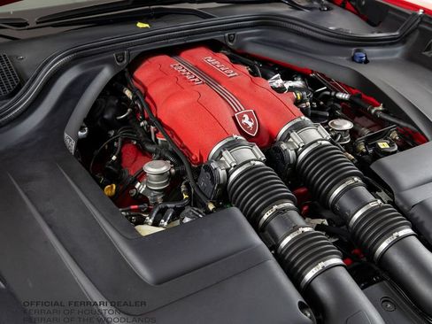 Used 2010 Ferrari California RWD image 39