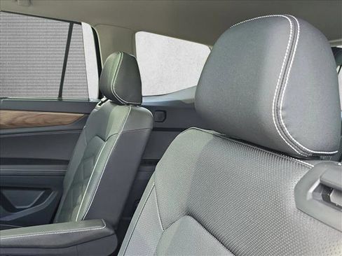New 2026 Volkswagen Atlas SE FWD image 19