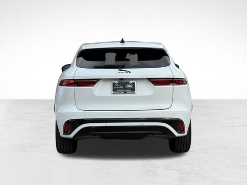 Used 2024 Jaguar F-PACE R-Dynamic S image 11