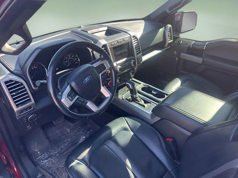 Used 2019 Ford F150 Platinum w/ Equipment Group 701A Luxury image 6