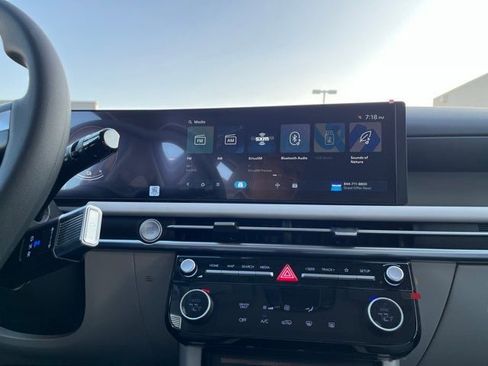 New 2026 Hyundai Tucson Blue SE image 14