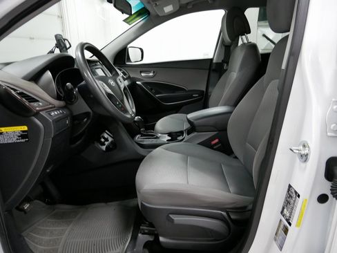 Used 2017 Hyundai Santa Fe Sport image 11
