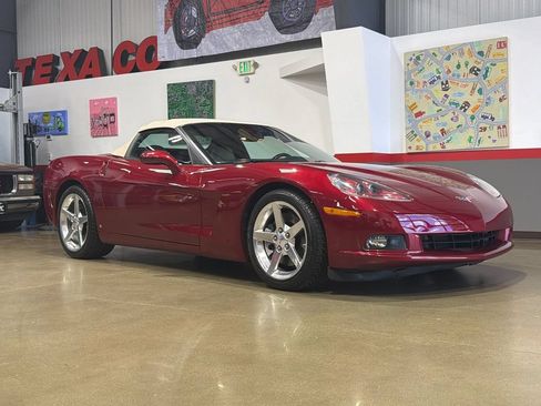 Used 2006 Chevrolet Corvette Convertible w/ Preferred Equipment Group RWD image 65