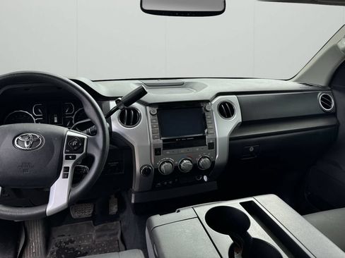 Used 2020 Toyota Tundra SR5 AWD/4WD image 9