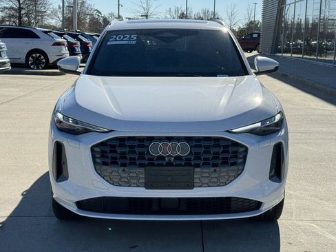 Used 2025 Audi Q5 Premium Plus w/ Premium Plus image 8