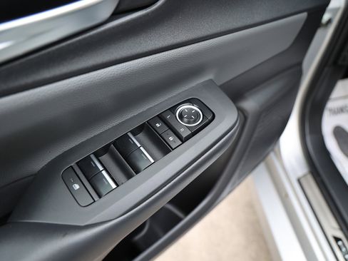 Certified 2024 Toyota Prius Limited image 44