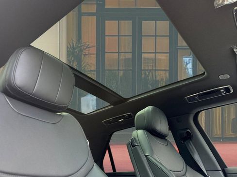 New 2026 Land Rover Range Rover Sport Dynamic SE AWD/4WD image 14