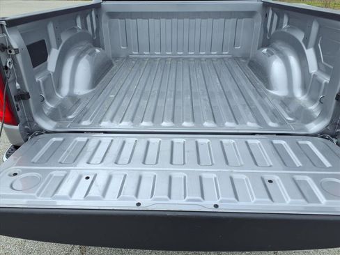 Used 2025 RAM 1500 Laramie image 28