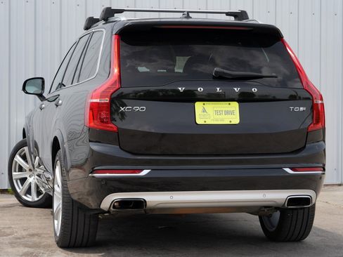 Used 2017 Volvo XC90 T8 Inscription w/ Vision Package image 5
