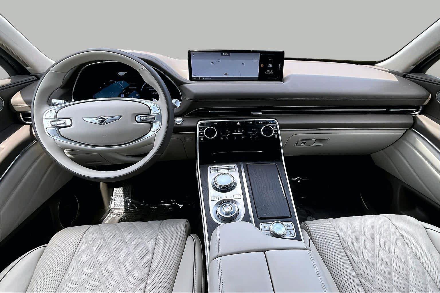 Used 2024 Genesis GV80 3.5T w/ Prestige Package AWD/4WD image 16