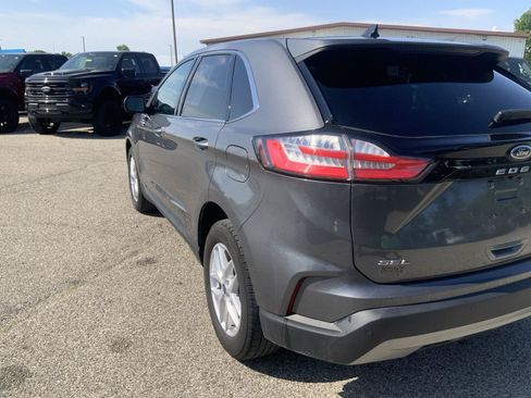 Used 2021 Ford Edge SEL w/ Convenience Package AWD/4WD image 16