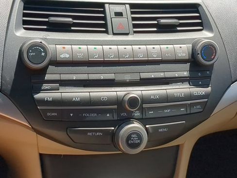 Used 2011 Honda Accord EX image 22