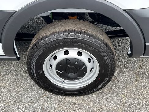 New 2026 Ford Transit 250 148 Medium Roof w/ Load Area Protection Package RWD image 46