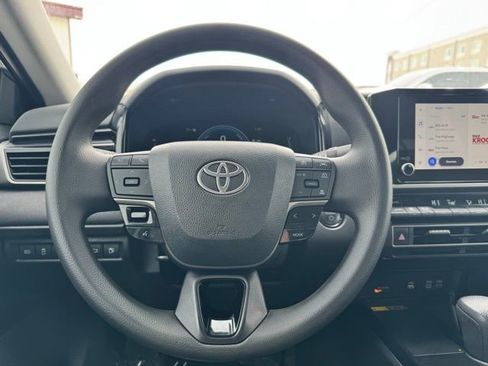 Certified 2025 Toyota Camry LE w/ Convenience Package image 21