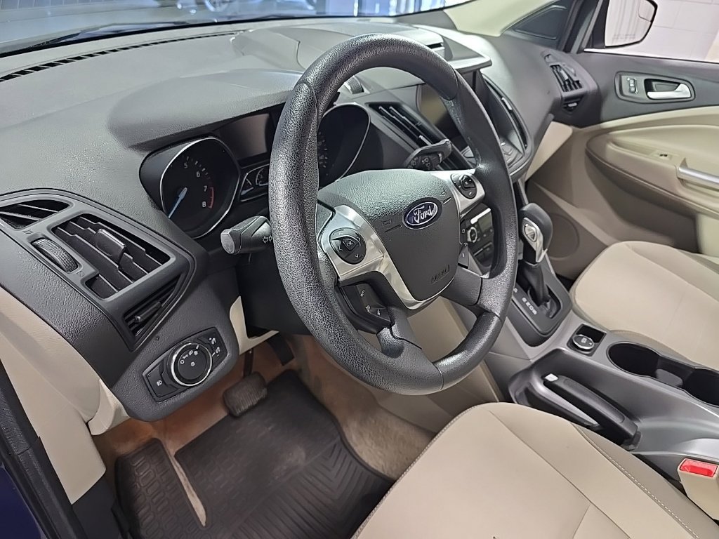 Used 2014 Ford Escape SE w/ Equipment Group 201A AWD/4WD image 19