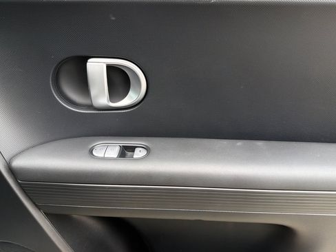 Used 2024 Hyundai Ioniq 5 SEL RWD image 18