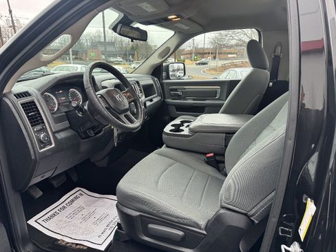 Used 2015 RAM 1500 Express w/ Black Ram 1500 Express Group image 8