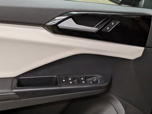 New 2026 Volkswagen Taos S AWD/4WD image 10