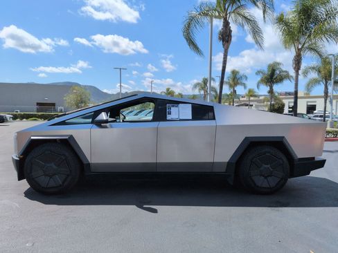 Used 2024 Tesla Cybertruck Cyberbeast image 7