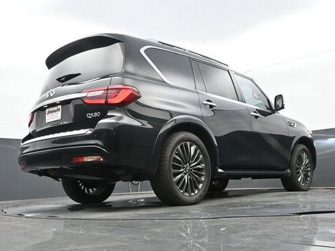 Used 2023 INFINITI QX80 Sensory w/ Cargo Package AWD/4WD image 11