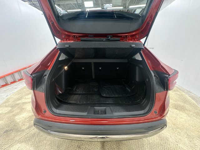 Used 2024 Chevrolet Trax ACTIV FWD image 21