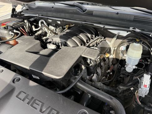 Used 2020 Chevrolet Tahoe LT image 34