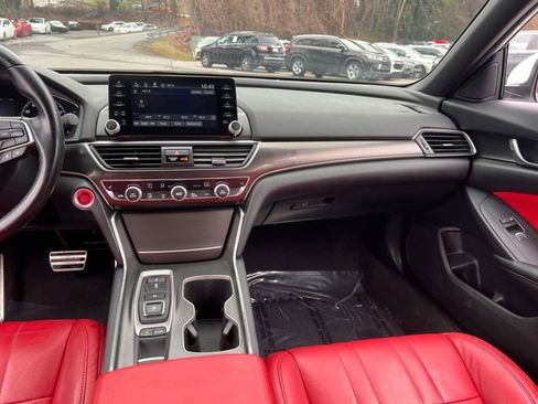 Used 2020 Honda Accord Sport image 15