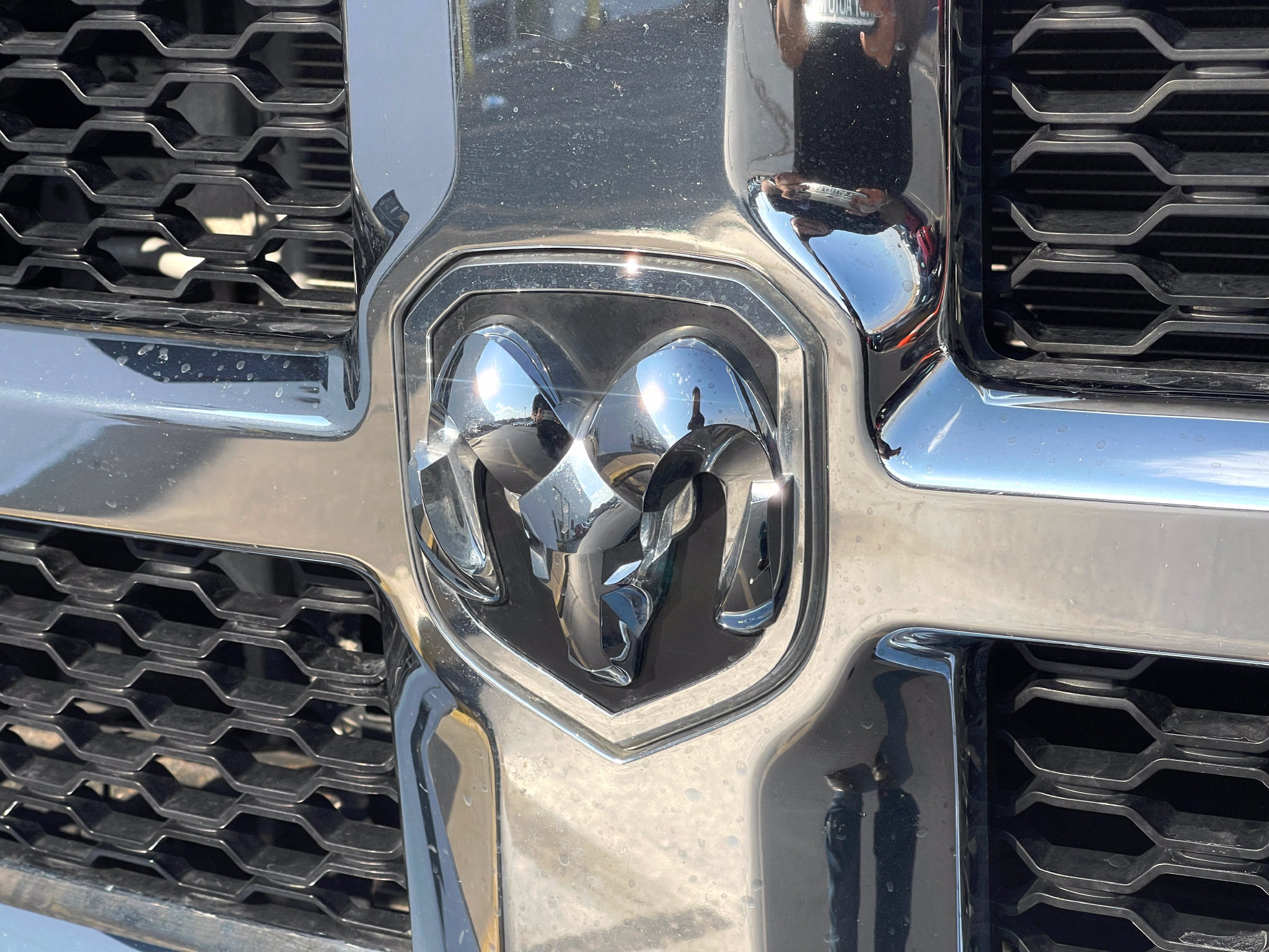 Used 2018 RAM 2500 Tradesman w/ Chrome Appearance Group AWD/4WD image 32