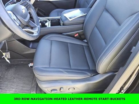 Used 2024 Chevrolet Traverse LT w/ LPO, Floor Liner Package FWD image 3