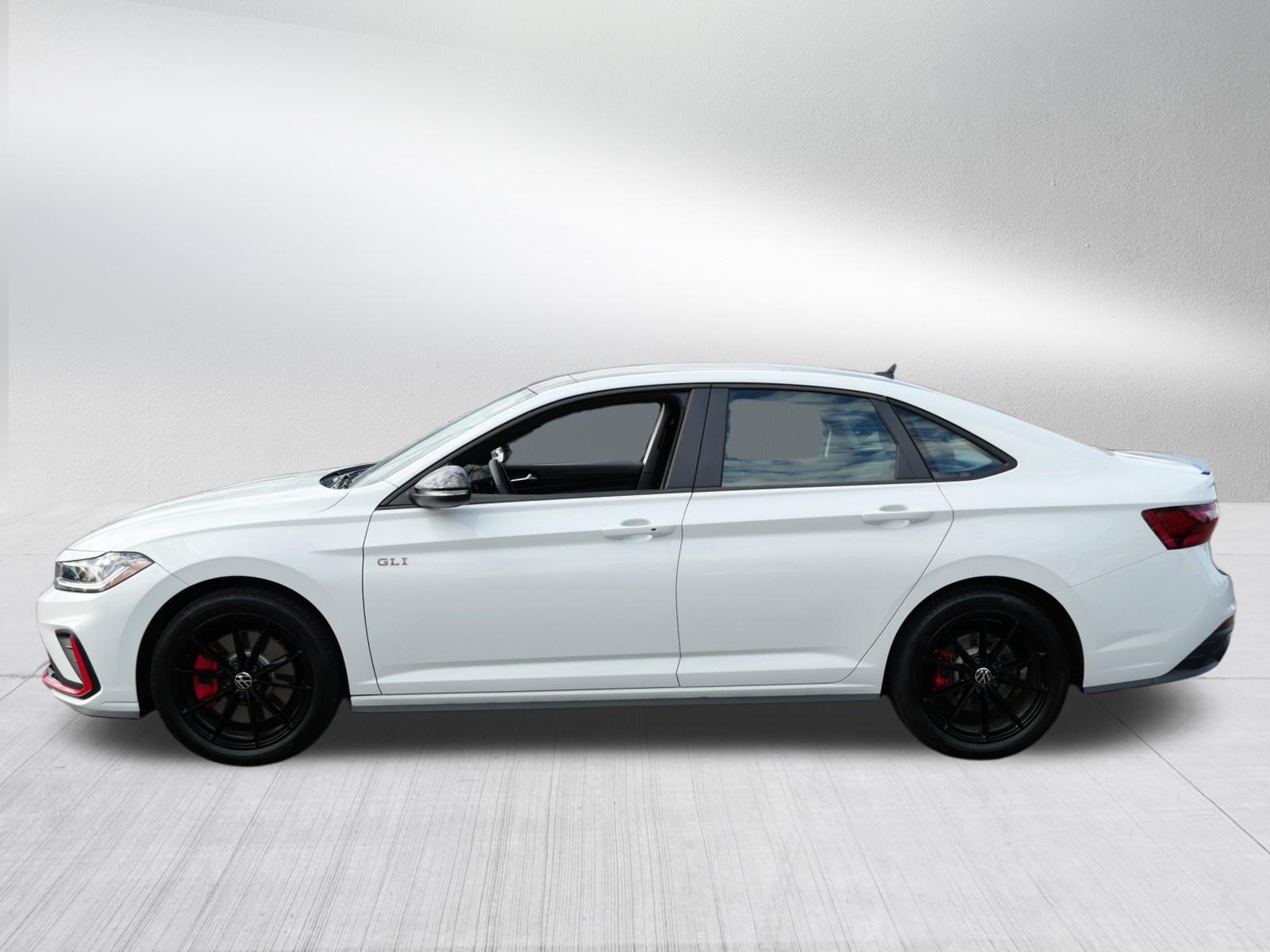 Certified 2025 Volkswagen Jetta GLI Autobahn FWD image 4