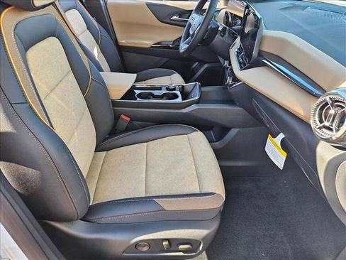 New 2026 Chevrolet Equinox ACTIV image 16